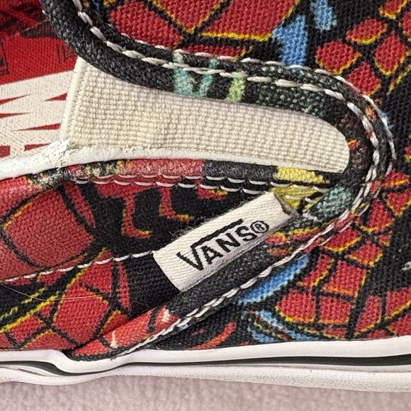 Vans x Marvel Comics Spiderman Slip-On Shoes Mens Size 10.5 - Picture 12 of 16
